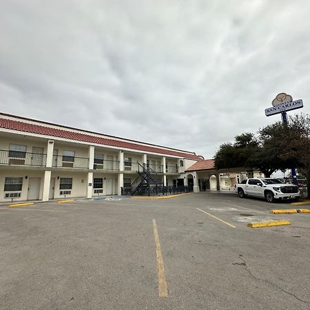Hotel Quinta San Carlos Inn Manuel Valdez Екстер'єр фото