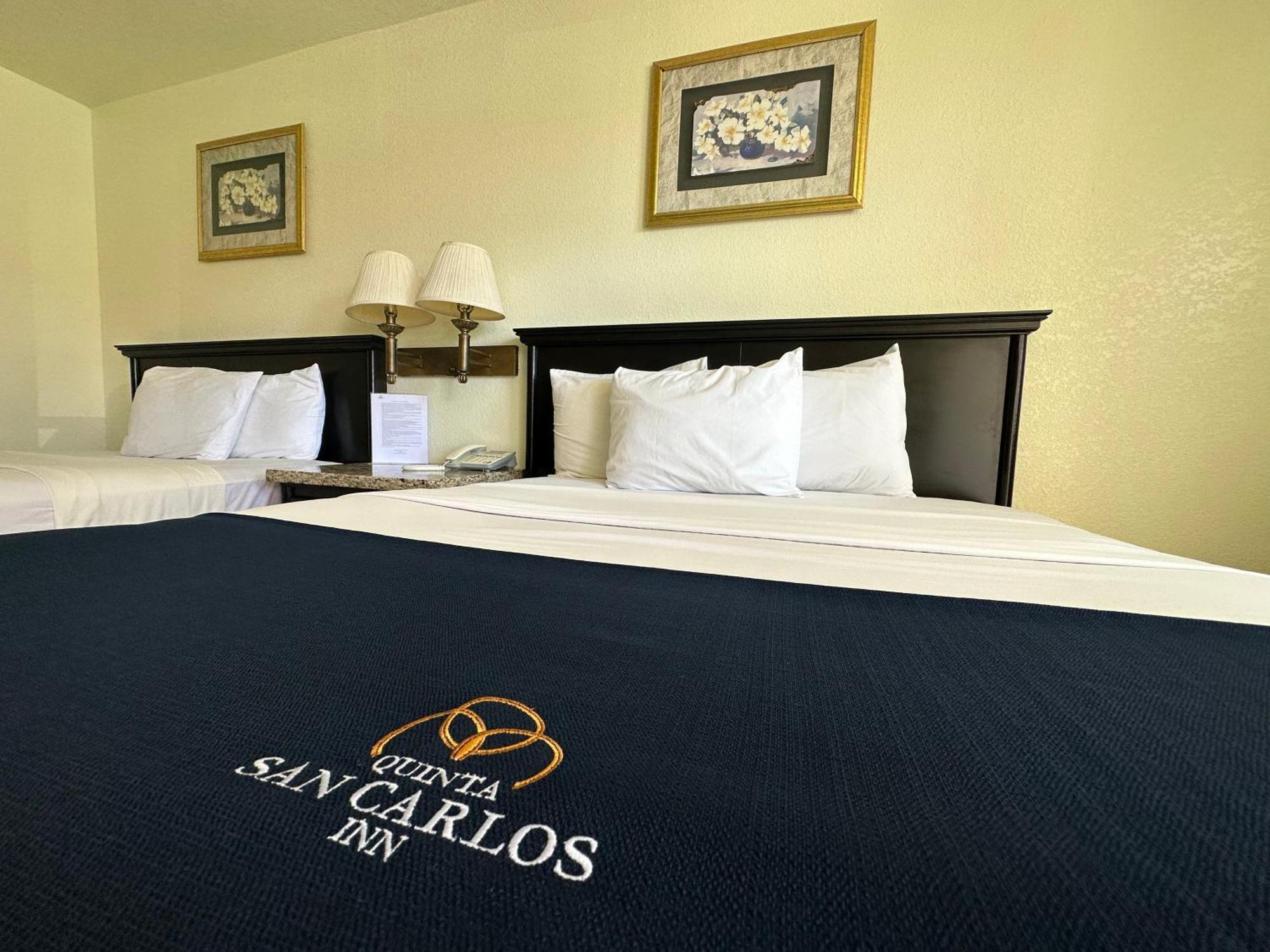 Hotel Quinta San Carlos Inn Manuel Valdez Екстер'єр фото