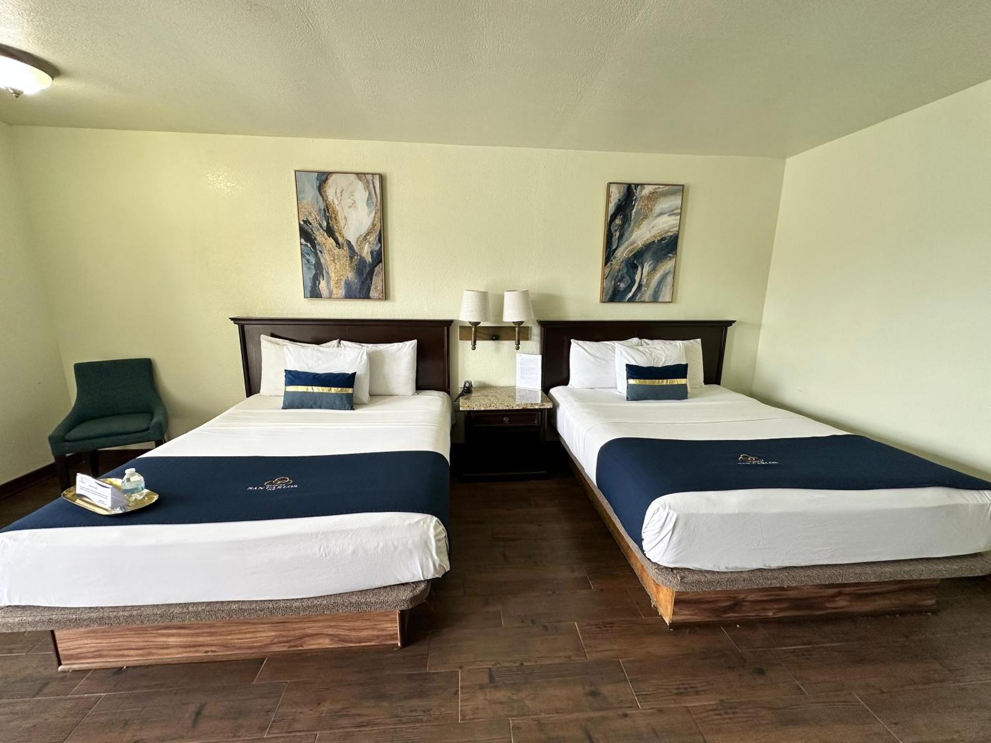 Hotel Quinta San Carlos Inn Manuel Valdez Екстер'єр фото